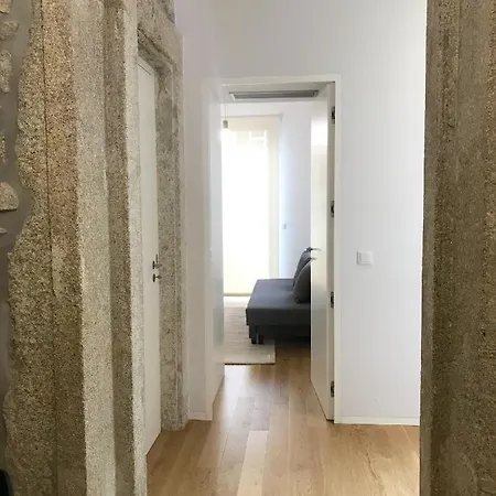 Modern Apartment In Downtown Porto With Garden *